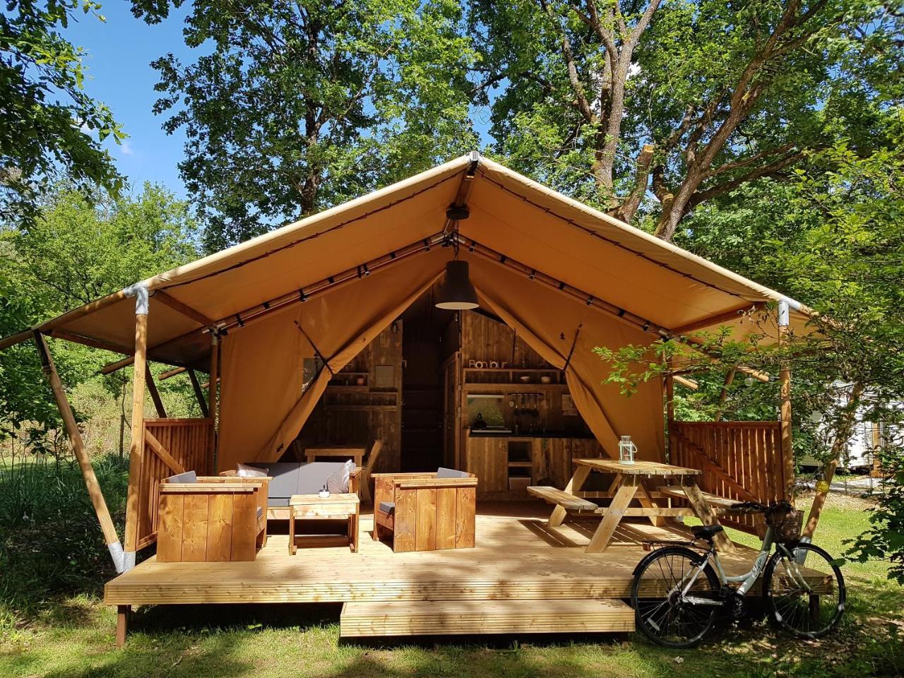 Camping Bois De St Hilaire Chalandray Dış mekan fotoğraf